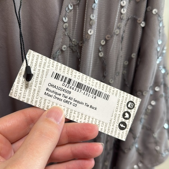 NWT Boohoo Boutique Gray Sequin Dress size 6 - Picture 4 of 10